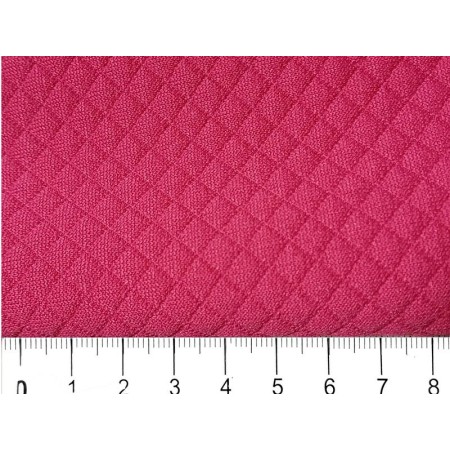 Dzianina pikowana KR5 amarant  krateczka 5x5mm ,  szerokośc tkaniny 150 cm
